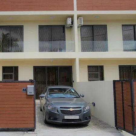 Luxury Holiday Home With Private Rooftop Flic en Flac Exterior photo