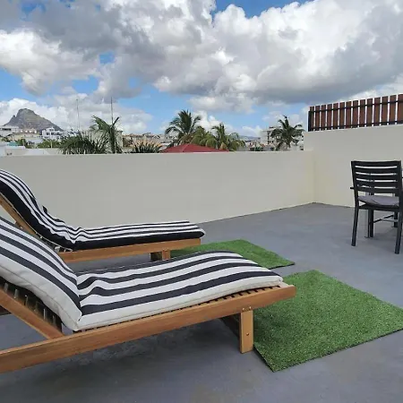 Luxury Holiday Home With Private Rooftop Flic en Flac Exterior photo